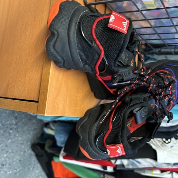 Adidas Ozweego Zip Chinese New Year - Picture 3 of 3